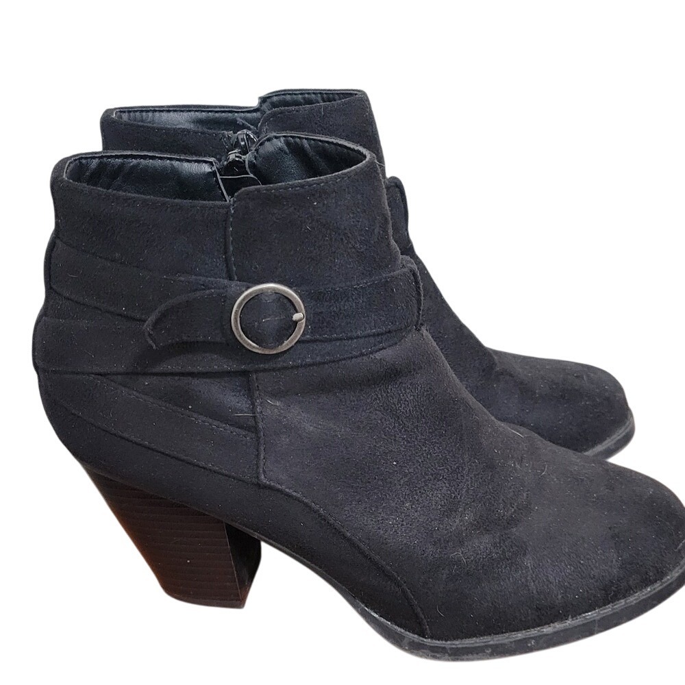 Just Fab Black Booties Faux Suede Ankle Boots Shoes Size 9‎ EUC